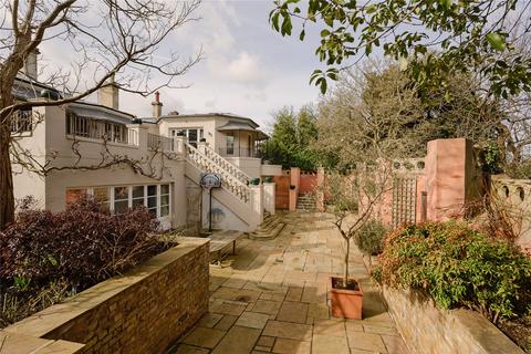 St. Peters Road, Twickenham, TW1 7 bed detached house for sale