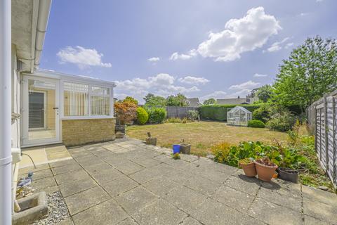 Meadow Way, South Cerney 3 bed detached bungalow for sale