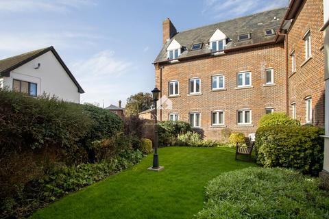 St. Lawrence Court, Braintree CM7 2 bed apartment for sale