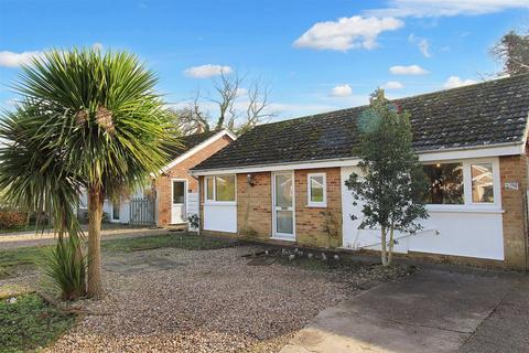 Two Saints Close, Hoveton 3 bed detached bungalow for sale