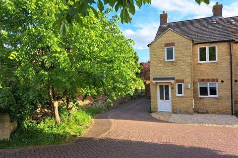 Tower Hill, Witney, OX28 3 bed end of terrace house for sale