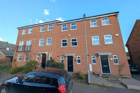 Mendip Way, Corby NN18 4 bed terraced house for sale