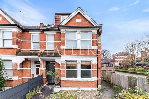 Wilton Road, Muswell Hill, N10 2 bed apartment for sale