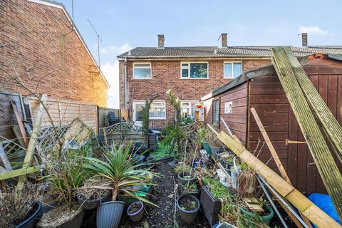 Newbury,  Berkshire,  RG14 4 bed end of terrace house for sale