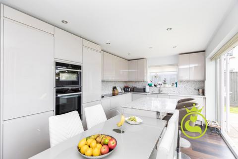 Bournemouth Road, Poole BH14 3 bed detached house for sale