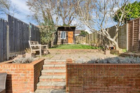 Gold Hill North, Gerrards Cross SL9 3 bed semi