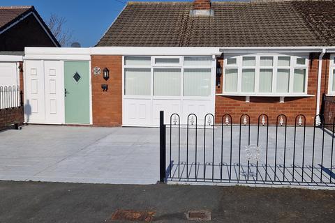 White Lodge Park, Shrewsbury... 2 bed semi