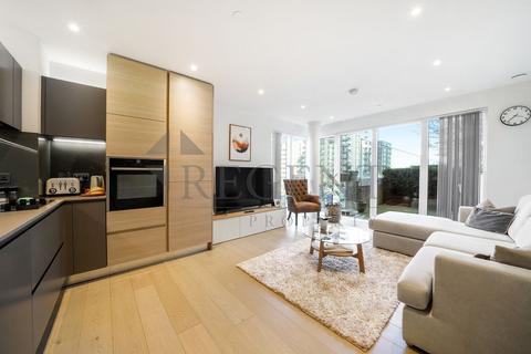 Patterson Tower, Kidbrooke Rd, SE3 1 bed apartment for sale