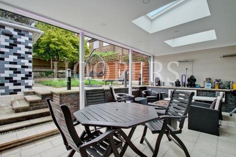 Dollis Hill Lane, London, NW2 4 bed semi