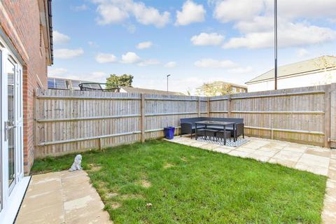 Larkspur Close, Newport, Isle of Wight 2 bed end of terrace house for sale