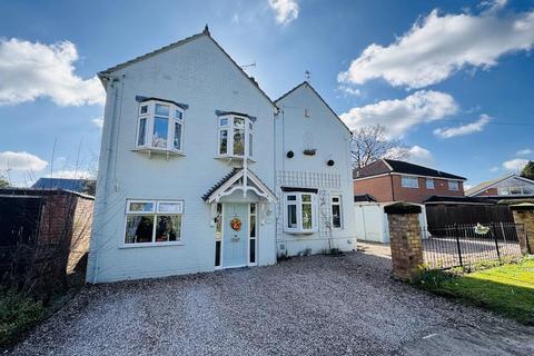5 Hill Cross Drive, Derby DE23 4 bed detached house for sale