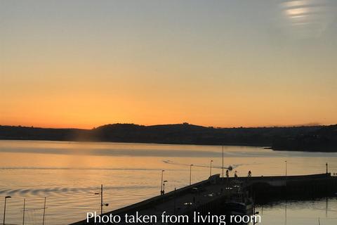 Beacon Terrace, Torquay 2 bed apartment for sale