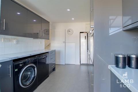Kestrel Way, Clacton
