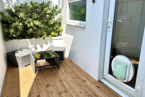 Roundhill Road, Brighton BN2 1 bed flat for sale