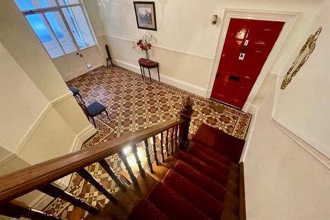 Giddy Lake, Wimborne 2 bed flat for sale