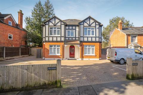 Ashleigh, Ascot 1 bed apartment for sale