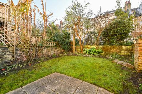 St Johns Way, Archway, London, N19 1 bed flat for sale