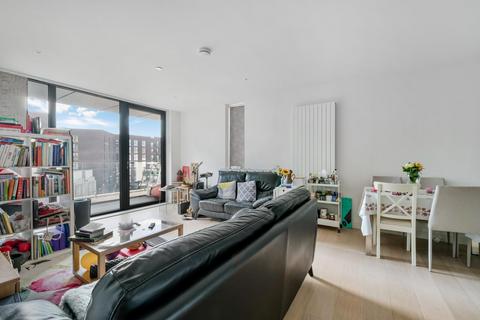Summerston House, London, E16 2 bed apartment for sale