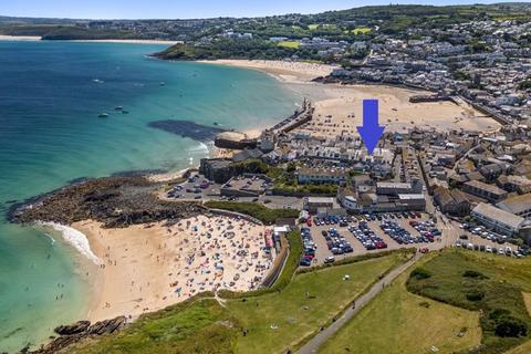 Carncrows Street, St. Ives TR26 4 bed cottage for sale