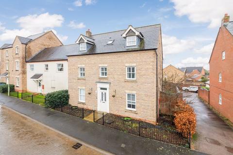 Laxton Way, Banbury 6 bed detached house for sale