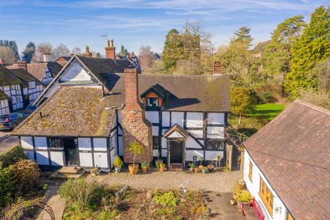 Bosbury, Ledbury, Herefordshire 5 bed detached house for sale