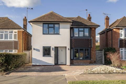 Harcourt Road, Tring 4 bed detached house for sale