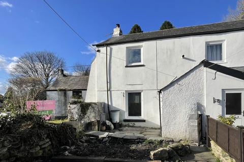 The Green, Yelverton PL20 2 bed end of terrace house for sale