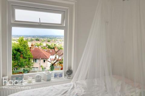 Ross Road, London 2 bed character property for sale