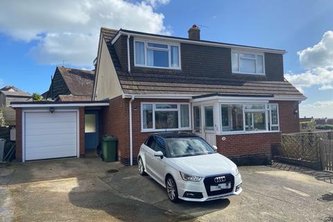 Alandale Road, Teignmouth, TQ14 3 bed detached house for sale