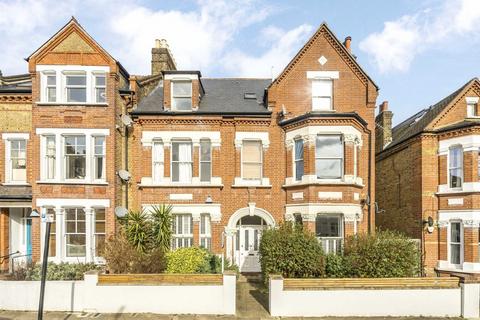 Cautley Avenue, London SW4 2 bed flat for sale