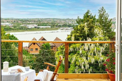 St. Margarets Street, Rochester ME1 4 bed detached house for sale