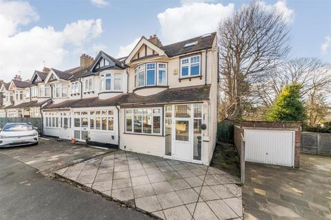 Cowper Gardens, Wallington SM6 3 bed end of terrace house for sale