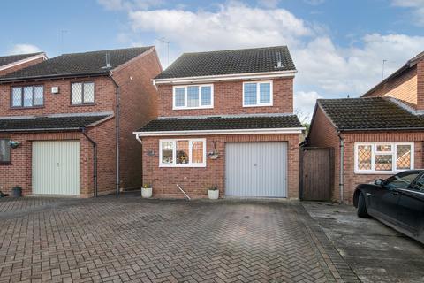 The Paddock, Stoke Heath B60 3 bed detached house for sale