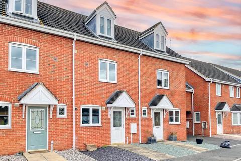 Jubilee Way, Peterborough PE6 3 bed terraced house for sale