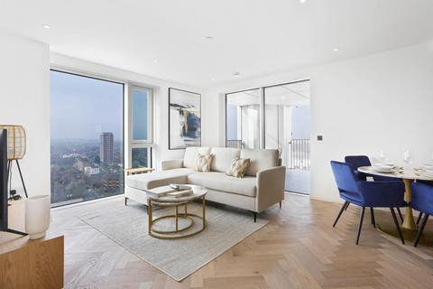 Kings Tower, Bridgewater Avenue, SW6 1 bed apartment for sale