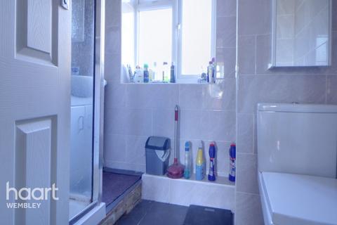 Robin Grove, HARROW 3 bed terraced house for sale