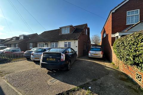 Hatton Road, Bedfont 3 bed bungalow for sale