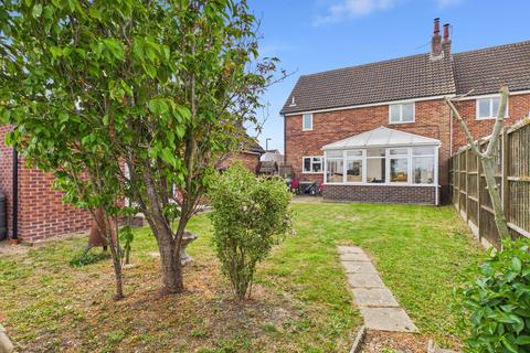 Hamilton Close, Thetford IP25 3 bed semi