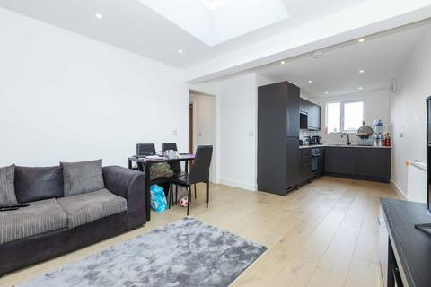 North Road, Lancing 2 bed apartment for sale