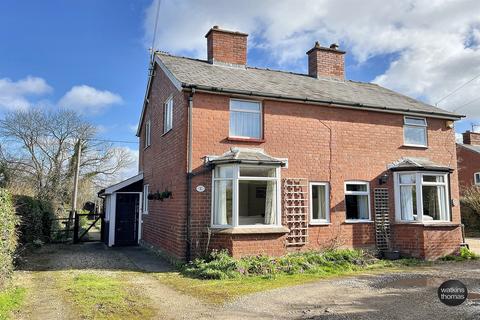 Eltons Marsh, Canon Pyon Road... 3 bed semi