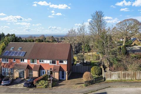 Hillside Close, Banstead 3 bed end of terrace house for sale