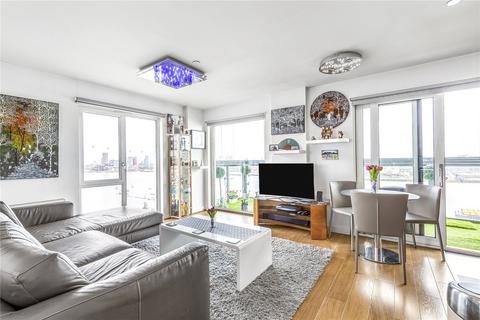 Barge Walk, Greenwich, SE10 2 bed apartment for sale