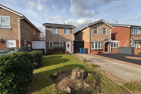 Winchester Close, Lichfield 3 bed link detached house for sale
