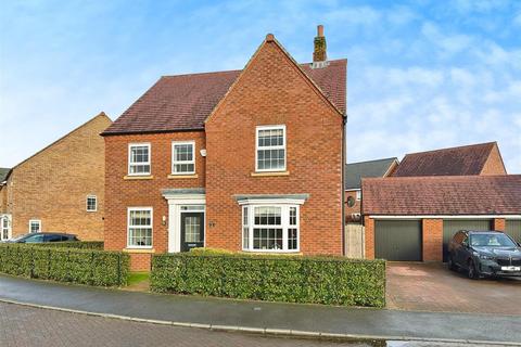 Swallow Drive, Warwick 4 bed detached house for sale