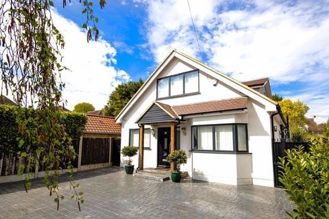 Margaret Avenue, Brentwood CM15 4 bed detached house for sale