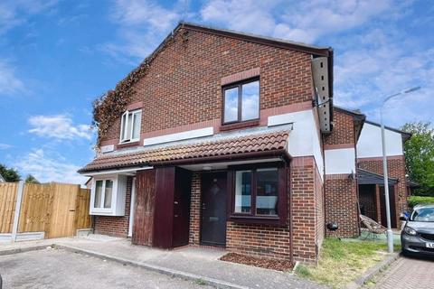 Chafford Hundred 1 bed terraced house for sale