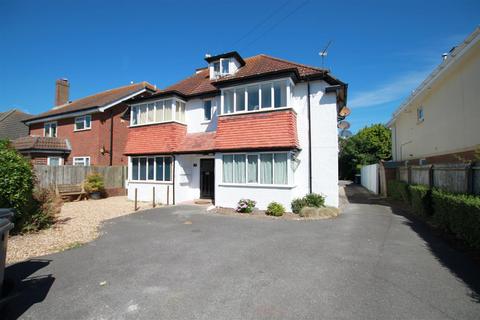 17 Stuart Road, Highcliffe... 1 bed apartment for sale