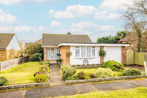 Swans Close, Hertfordshire AL4 2 bed bungalow for sale