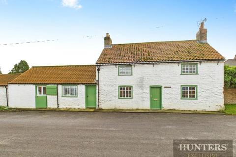 Folkton, Scarborough 6 bed detached house for sale