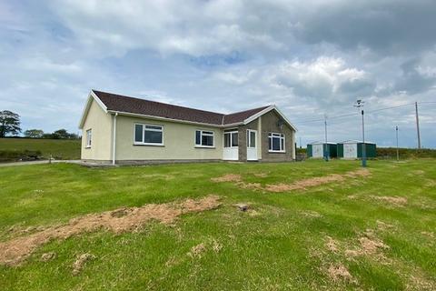 Llanrhystud, Ceredigion, SY23 3 bed property with land for sale